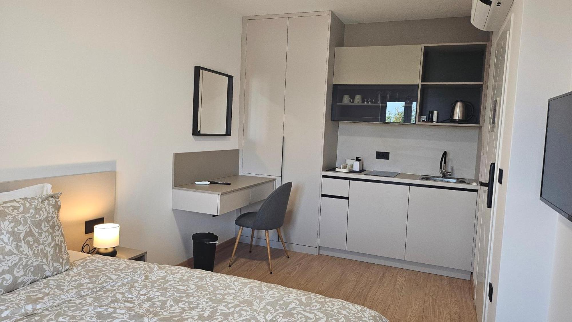Richi Rooms & App Funtana Extérieur photo
