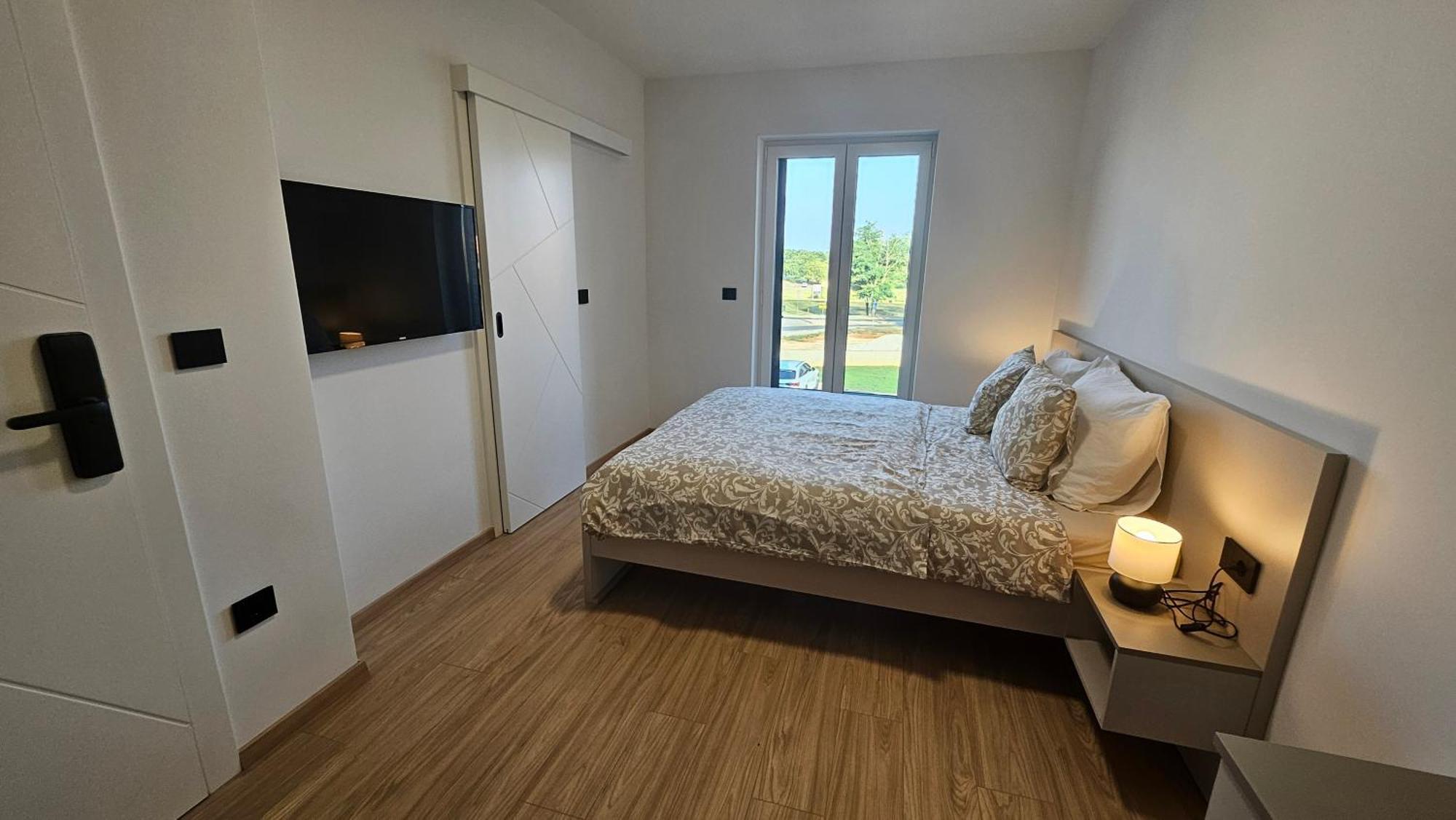 Richi Rooms & App Funtana Extérieur photo